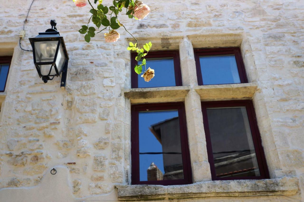 La Villages Chambres D'Hotes Vallabrègues Exterior foto